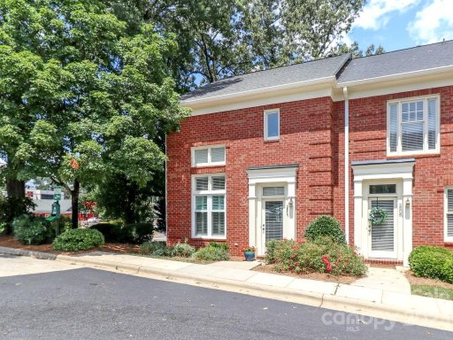 2501 Dilworth Heights Lane