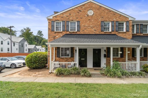 1318 Green Oaks Lane