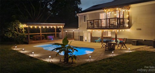 5875 Leatherwood Lane