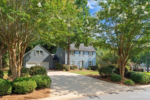 1800 Chesterfield Drive