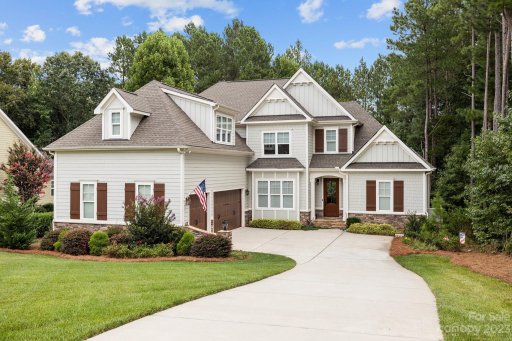 191 Chaska Loop