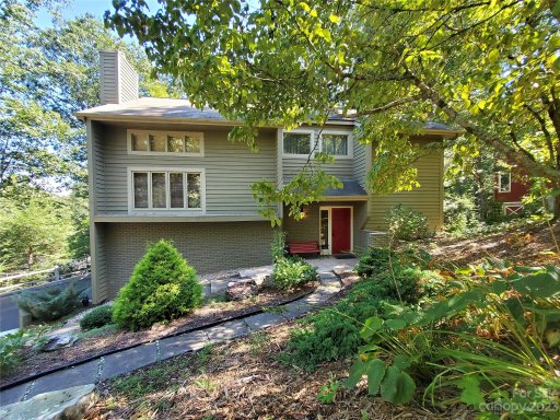 11 Laurel Summit Drive