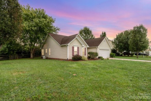 3002 Trellis Lane