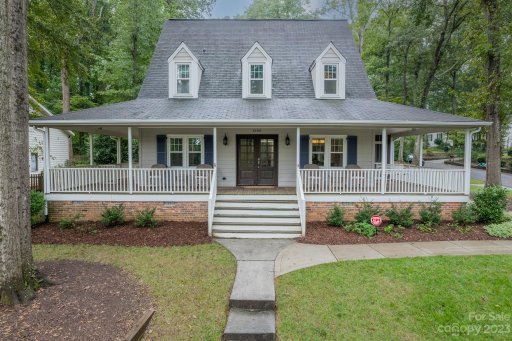 1506 Wandering Way Drive