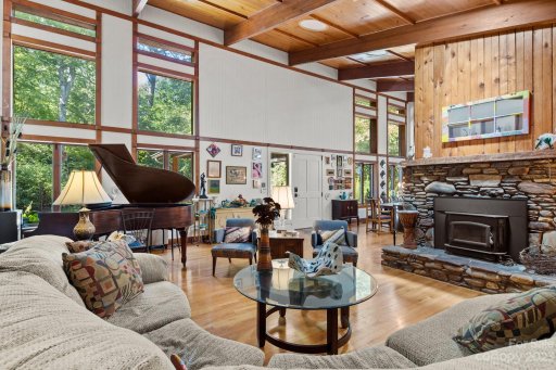 988 High Rock Acres Drive