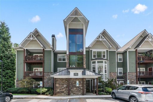 1000 Olde Eastwood Village Boulevard A-202