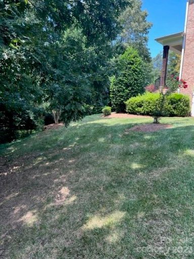 6814 Larrisa Court 18