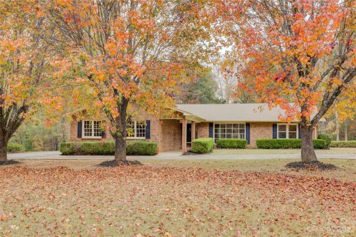 2999 Glenstone Drive