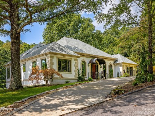 31 South Ridge Drive