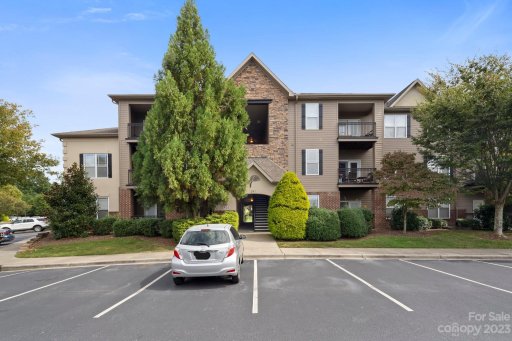 291 Brickton Village Circle 201