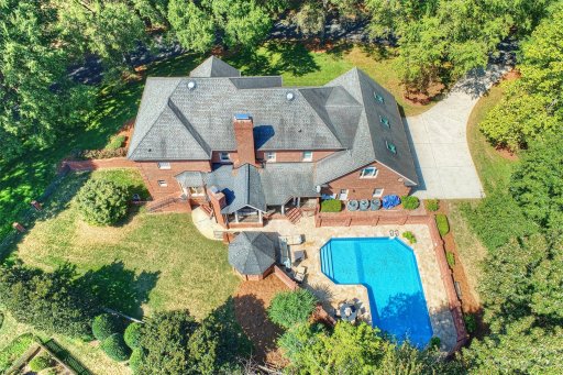 4814 Lindstrom Drive