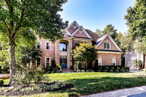 2412 Thomashire Court