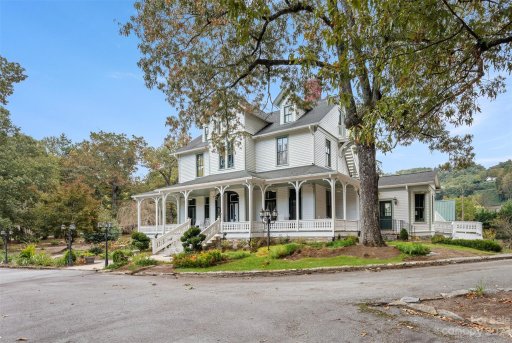 1109 White Pine Drive