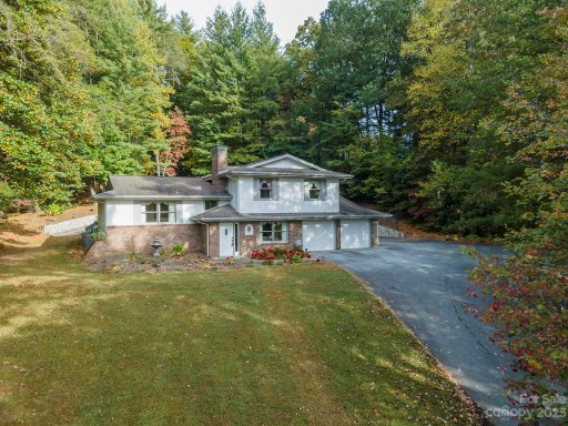 112 Churchill Downs Drive