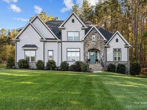 304 Kenway Loop