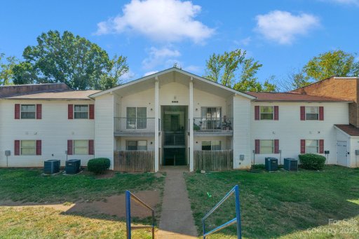 7992 Shady Oak Trail