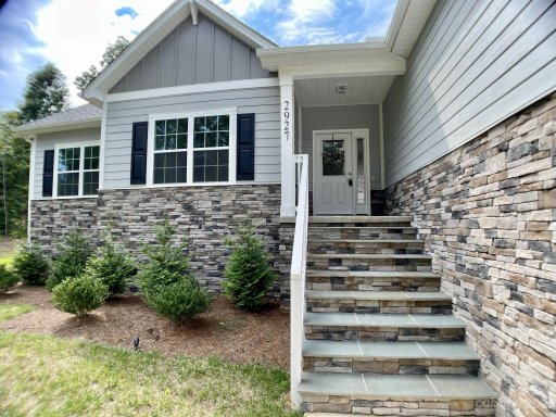 2927 Noritake Trail 64