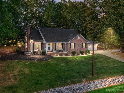 132 General Pemberton Street