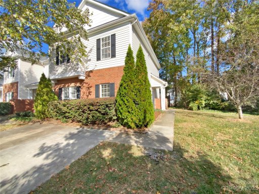 1537 Sylvia Court