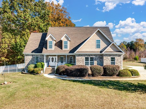 1048 Paddock Circle