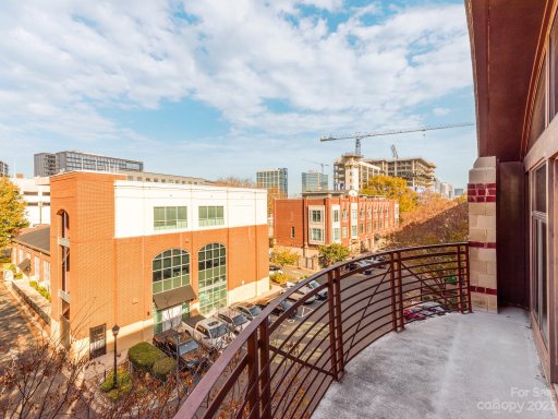 2125 Southend Drive 437