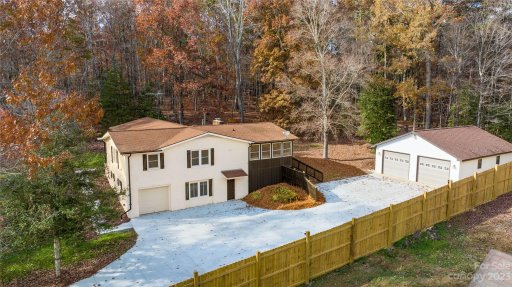 220 Holly Hills Drive