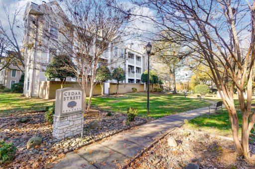 300 S Cedar Street 9