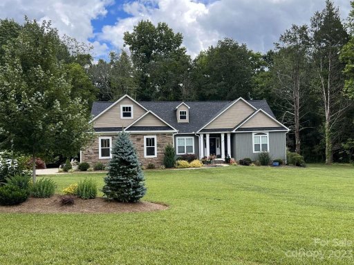 1034 Shadowmoss Court