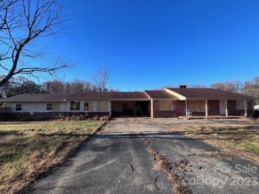 800 Pleasantdale Drive