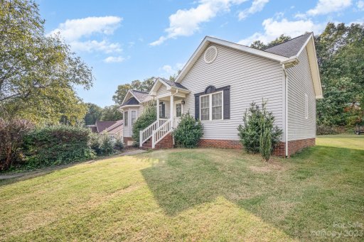 1834 Pipers Ridge Circle