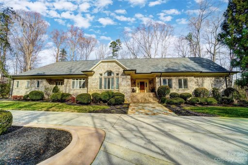 2707 Ashbourne Drive