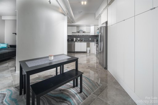 303 Sugar Top Drive 2011