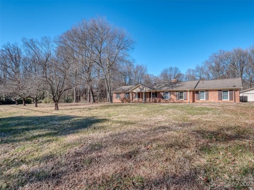 9023 Mount Holly Huntersville Road