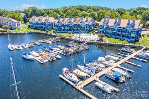 18661 Vineyard Point Lane