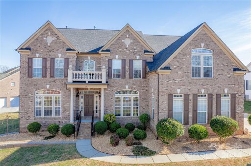 143 W Warfield Drive