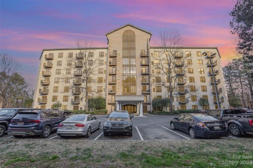 211 Heritage Boulevard 601