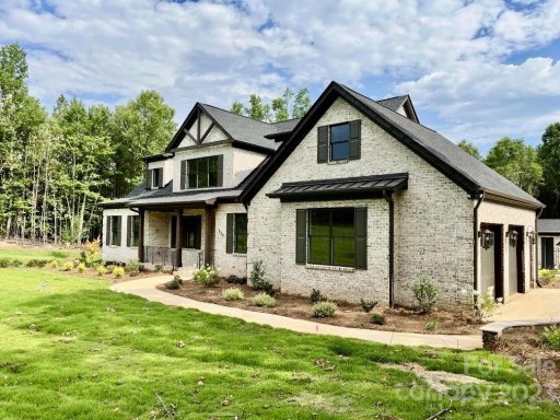 530 Deanne Drive
