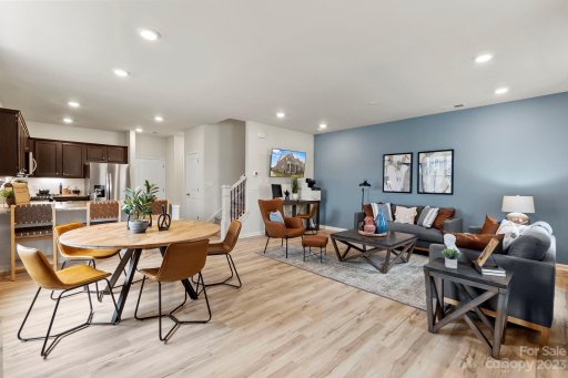 5202 Kinsbridge Drive