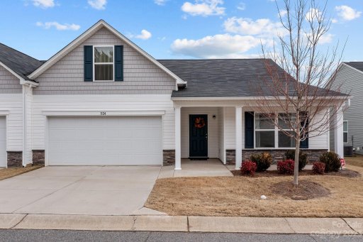 1124 Amberlight Circle