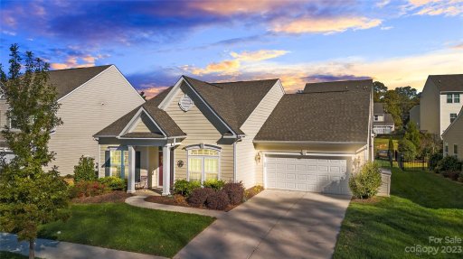 1116 Arnott Lane