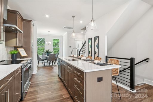 1424 Hamilton Street 12