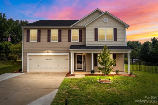 305 Lizbeth Lane