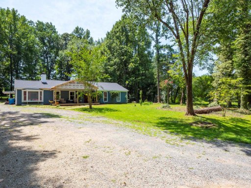 7935 Saddleview Court
