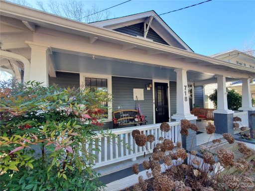 718 Wood Street