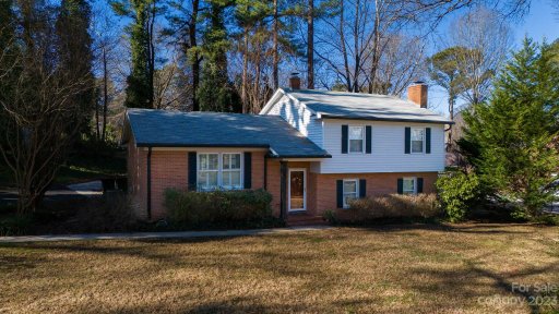 2133 Wentworth Drive