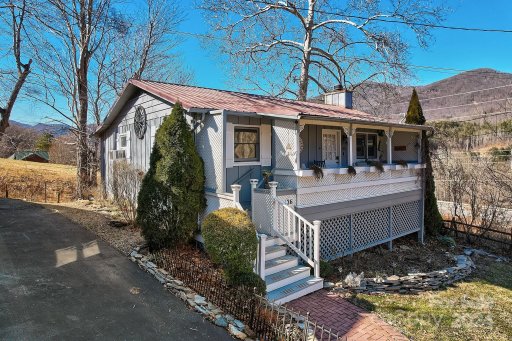 36 Brookside Lane