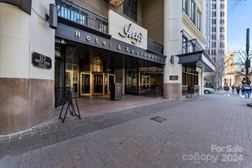 127 N Tryon Street 310
