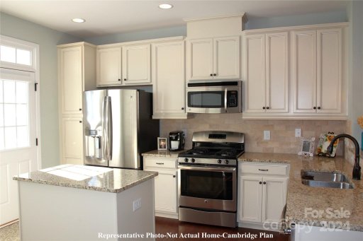 10135 Rainier Trail