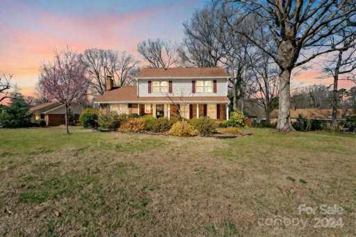 1123 Carysbrook Lane