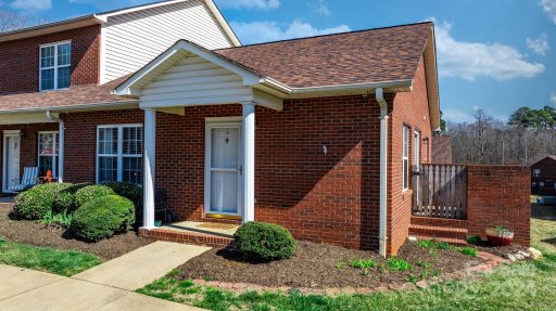 102 Brandywine Drive V-6